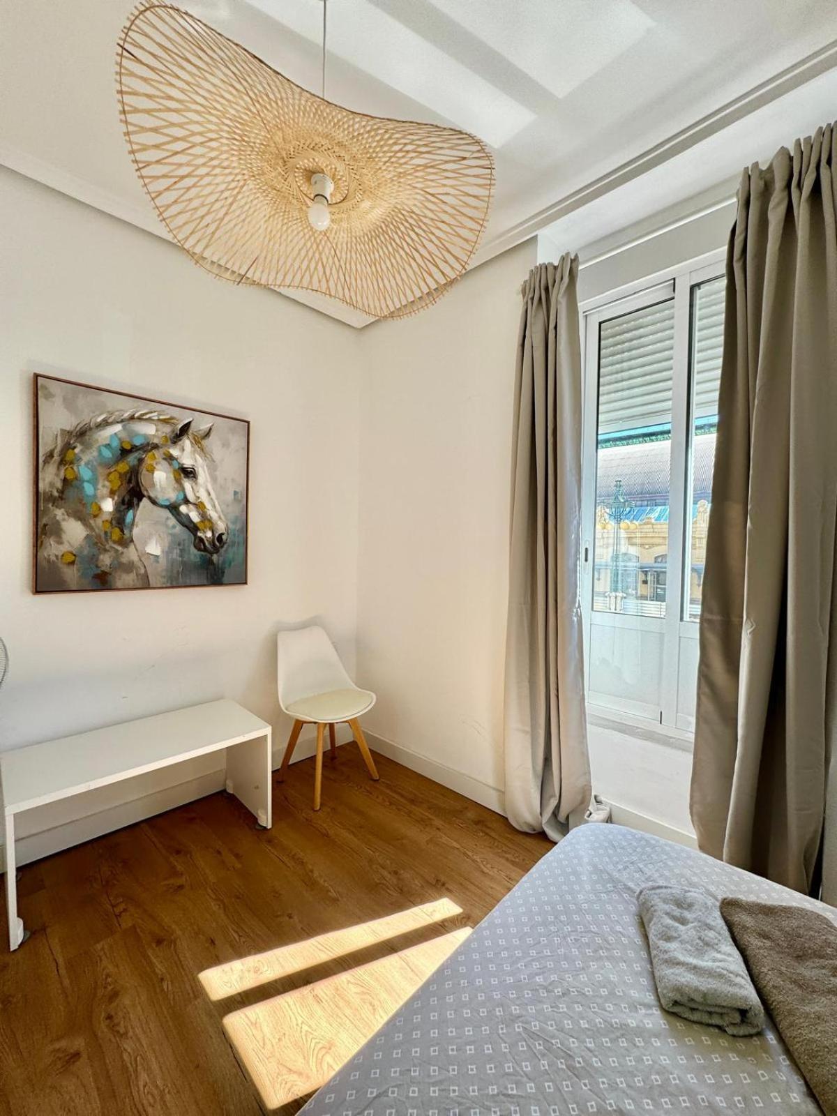 Vlc Center 4 Room Apartment Валенсія Екстер'єр фото